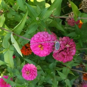 Platinum Drusy Kendra Scott necklace silver chain.